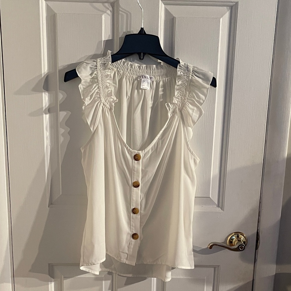 VENUS White Button-Front Ruffle Blouse